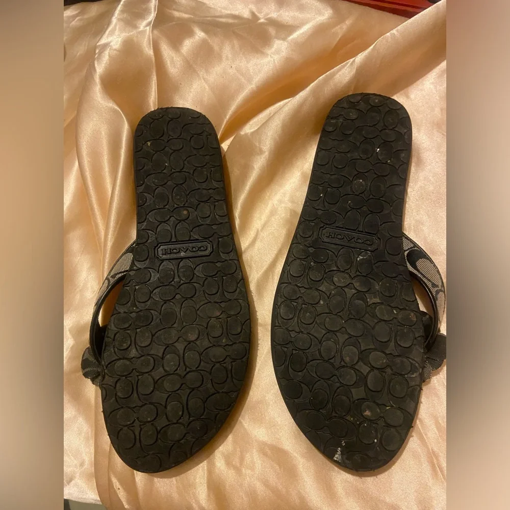 Coach Flower Sandals Size 9B - Picture 5 of 11